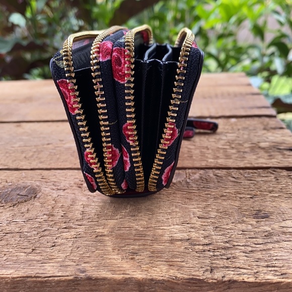 Kate Spade Laurel Way Hazy Rose Zippered Wallet - Picture 9 of 13